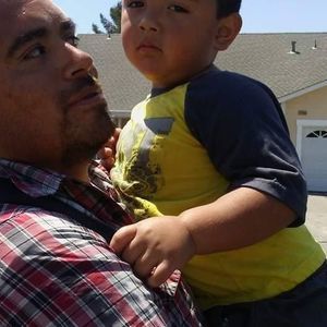 Meet your Posher, Moises